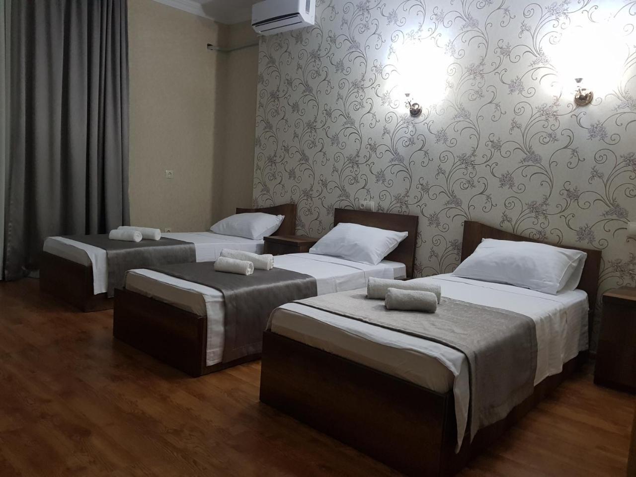 Gold Line Hotel Tiflis Exterior foto